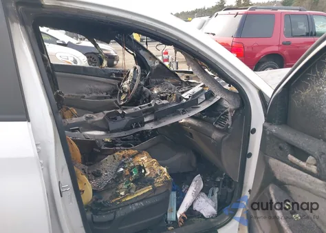 2019 Hyundai Tucson Se z USA, uszkodzony, nr VIN KM8J23A43KU859611